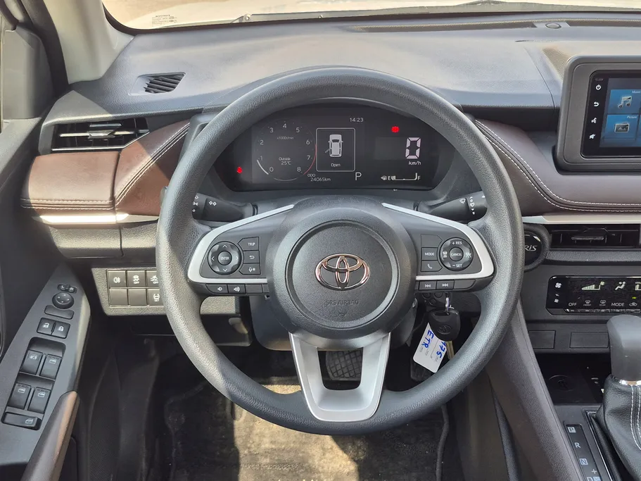 2023 Toyota Yaris  Y Plus 