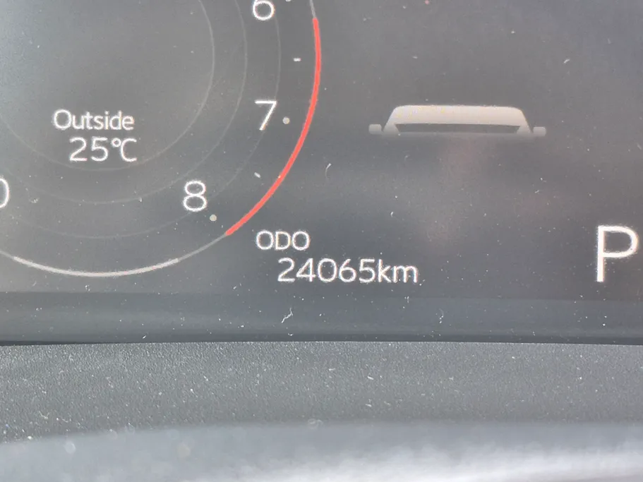 2023 Toyota Yaris  Y Plus 