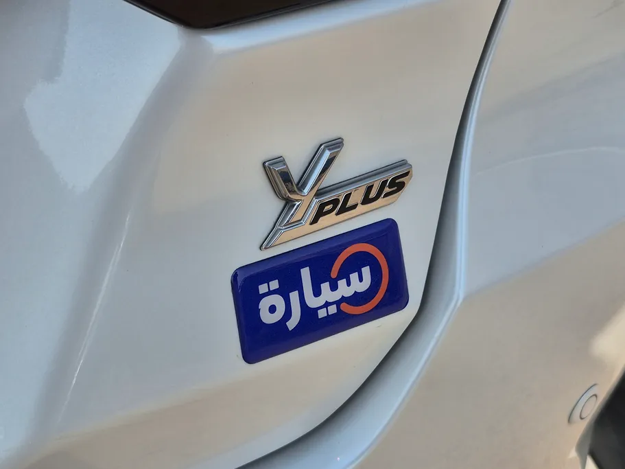 2023 Toyota Yaris  Y Plus 