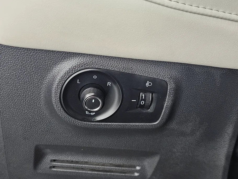 ام جي ZS LUX 2023 