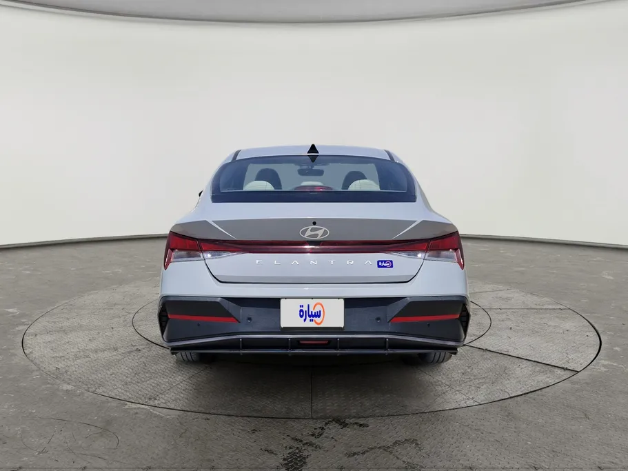 2024 هيونداي Elantra فلييت 
