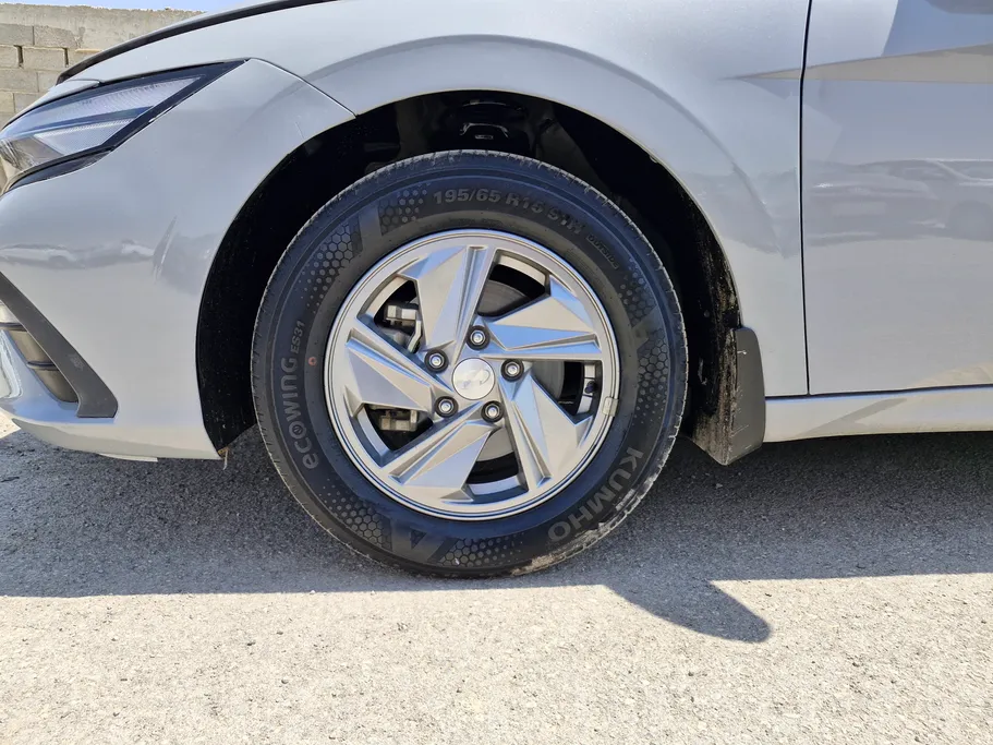 2024 هيونداي Elantra فلييت 