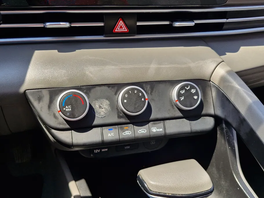 2024 هيونداي Elantra فلييت 