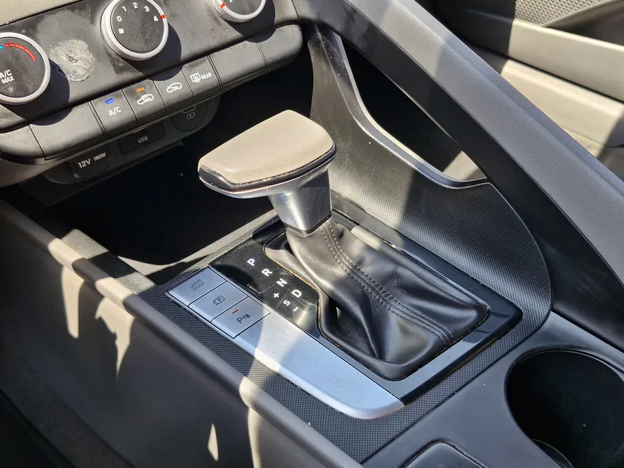 2024 هيونداي Elantra فلييت 