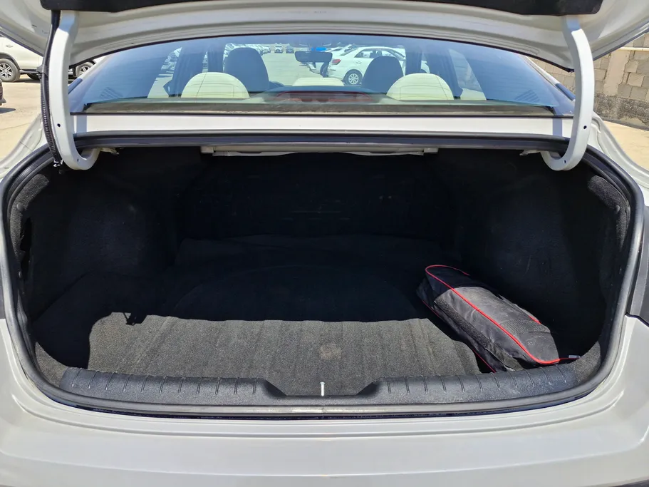 2025 Hyundai Elantra Fleet 