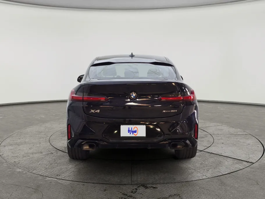 بي ام دبليو الفئة اكس 4 xDrive 30i 2023 