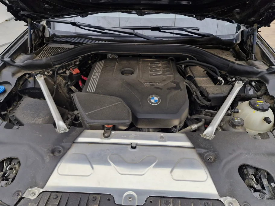 بي ام دبليو الفئة اكس 4 xDrive 30i 2023 