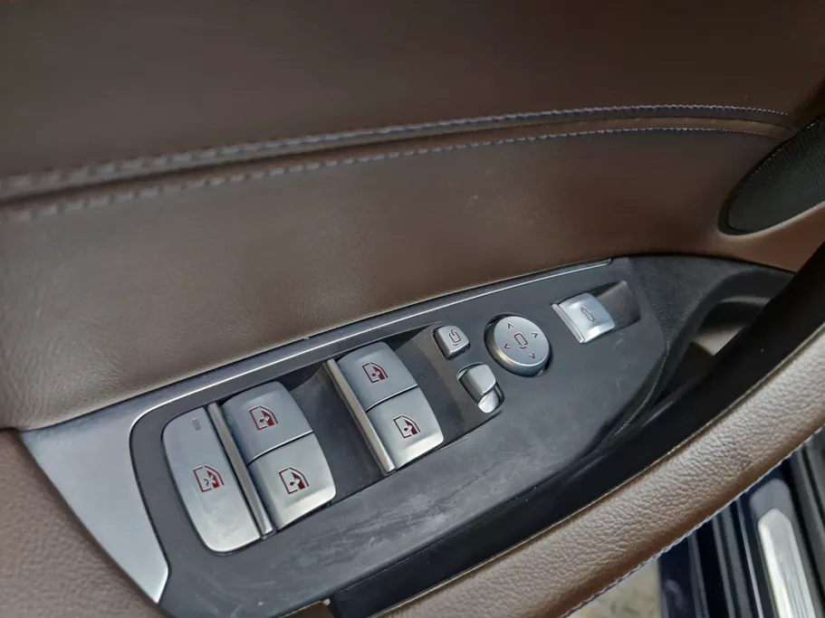 بي ام دبليو الفئة اكس 4 xDrive 30i 2023 