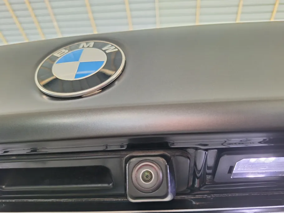 2022 BMW 5 Series 520i 
