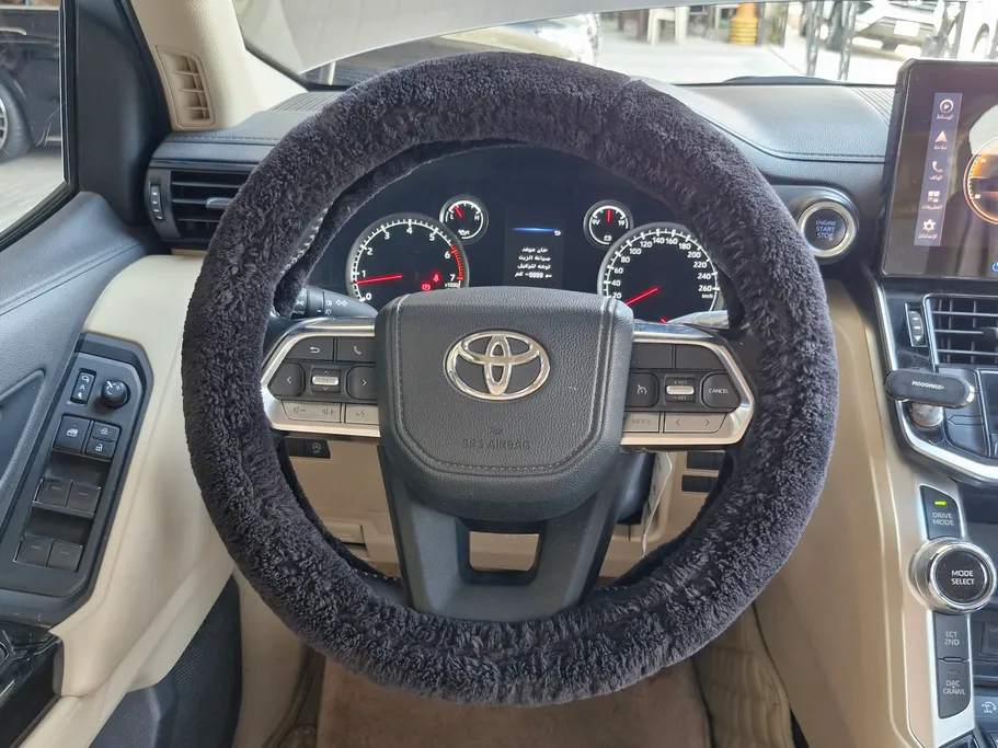 تويوتا لاندكروزر GXR3 2023 