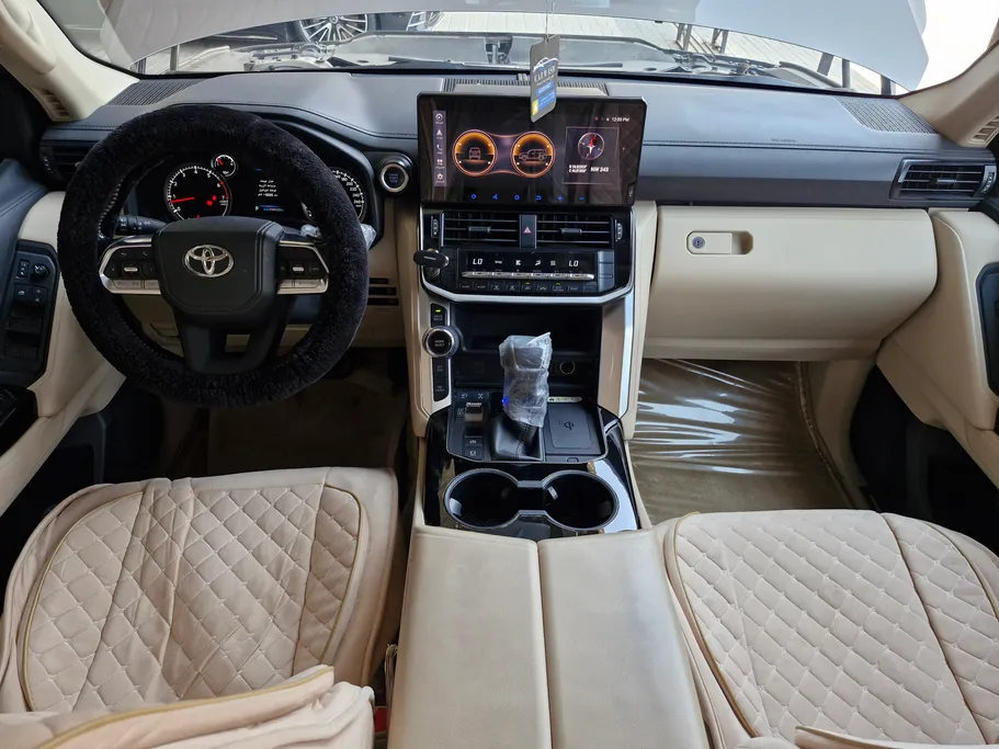 تويوتا لاندكروزر GXR3 2023 
