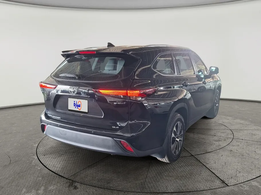 2025 Toyota Highlander GLE 