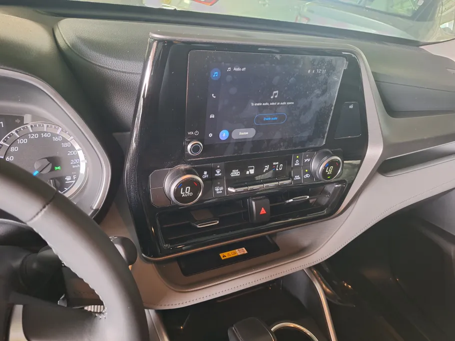 2025 Toyota Highlander GLE 