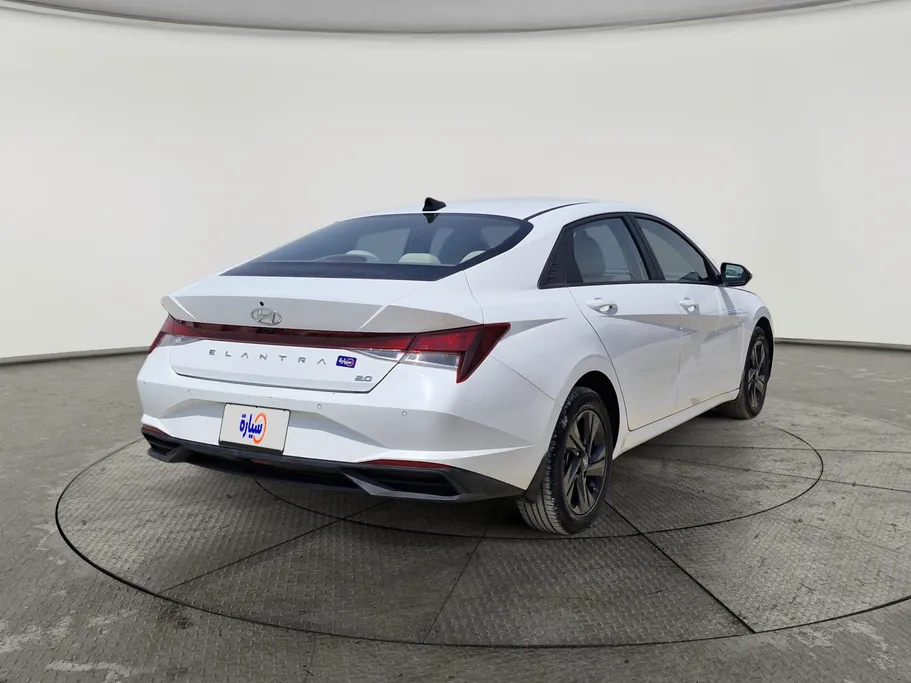 2023 Hyundai Elantra Smart 