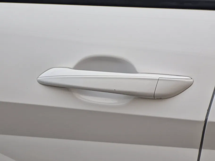 2023 Hyundai Elantra Smart 