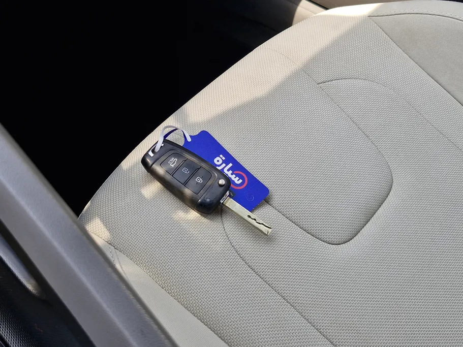 2023 Hyundai Elantra Smart 