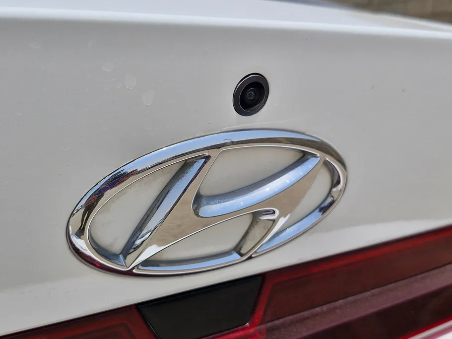 2023 Hyundai Elantra Smart 
