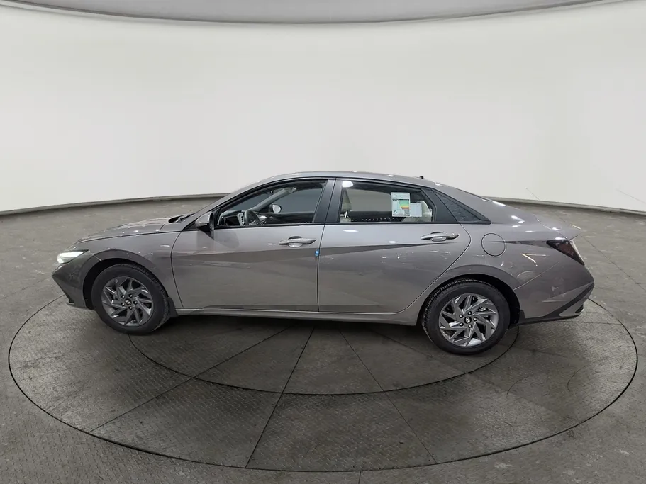 2026 Hyundai Elantra Smart China 