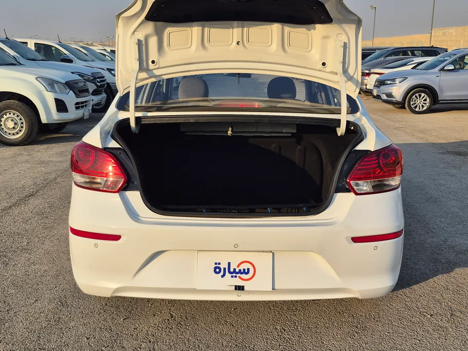 2022 Kia Pegas LX 