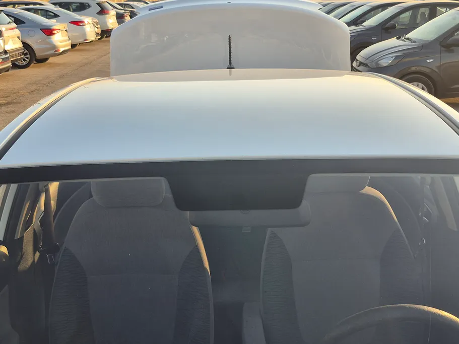 2022 Kia Pegas LX 