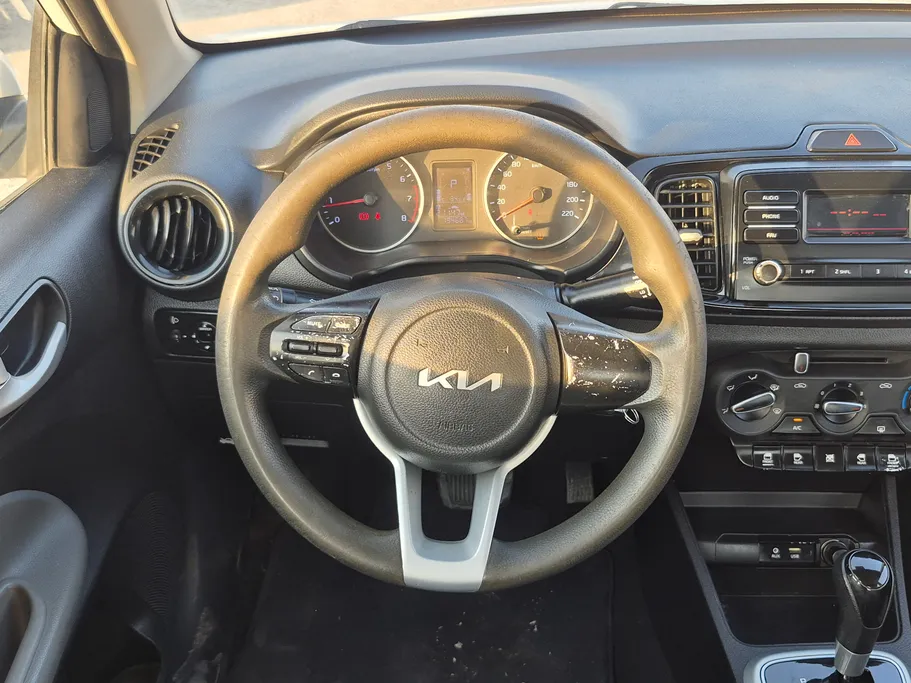 2022 Kia Pegas LX 