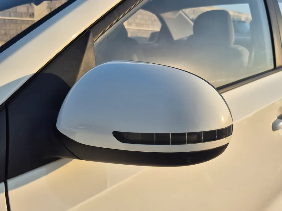 2022 Kia Pegas LX 