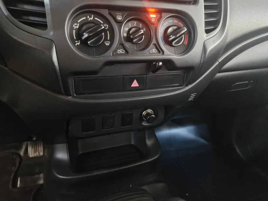 2023 Mitsubishi L200 Double Cap 
