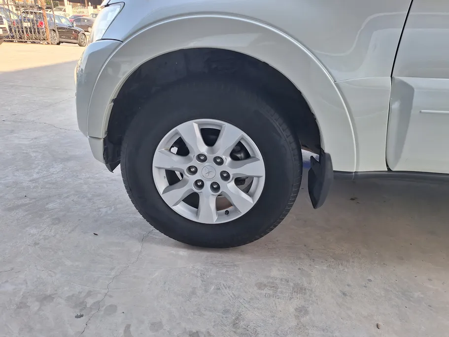 2020 Mitsubishi Pajero GLS 3Doors 