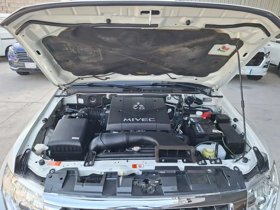 2020 Mitsubishi Pajero GLS 3Doors 