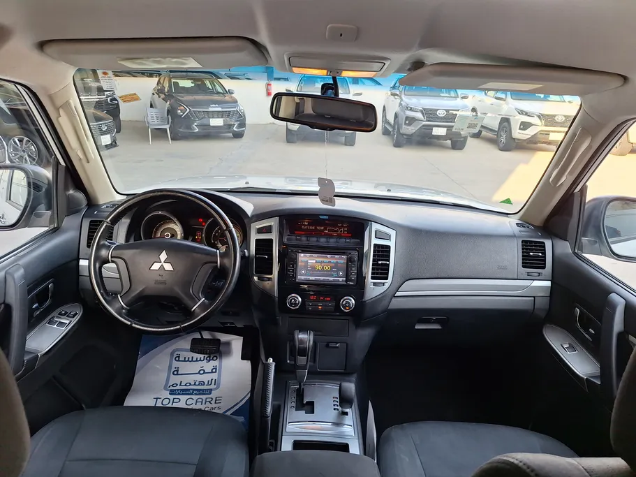 2020 Mitsubishi Pajero GLS 3Doors 