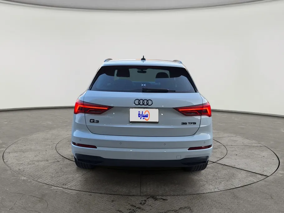 2025 Audi Q3 35 TFSl 