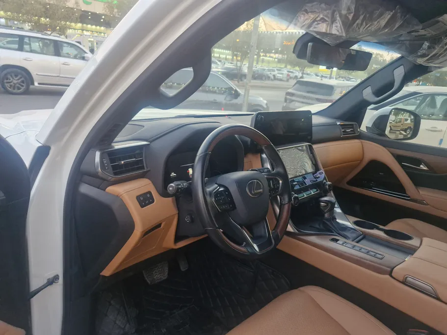 لكزس LX 600 BB Elite 2024 