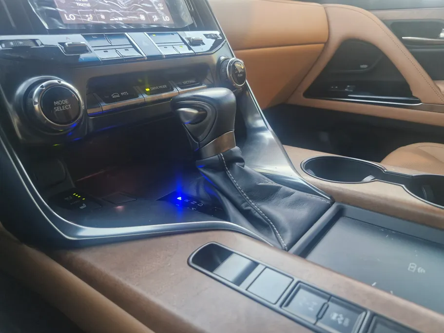 لكزس LX 600 BB Elite 2024 