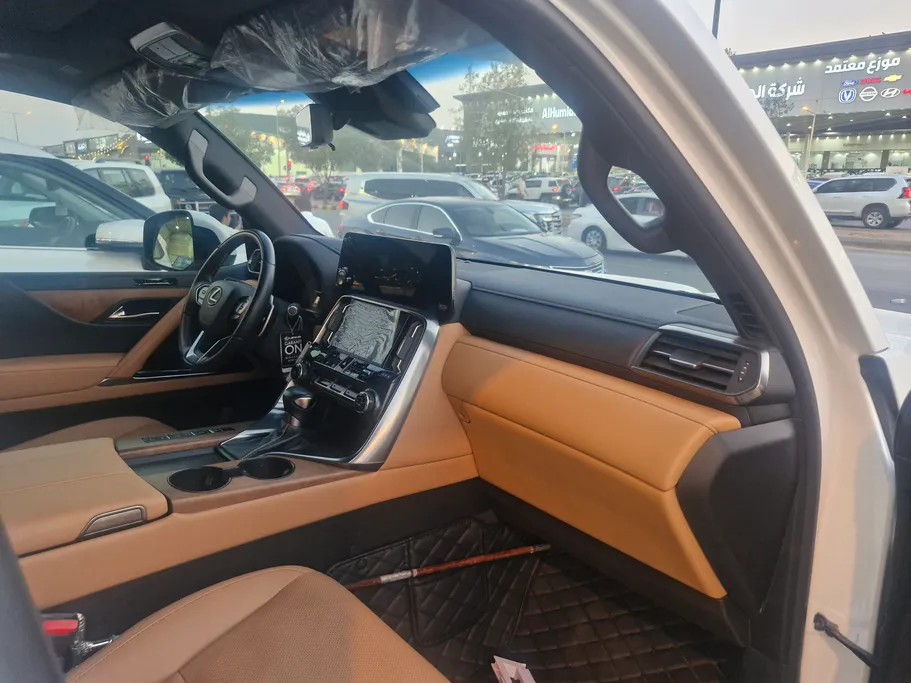 لكزس LX 600 BB Elite 2024 