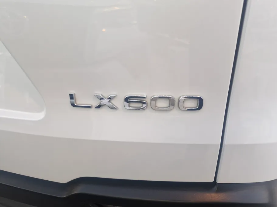 لكزس LX 600 BB Elite 2024 