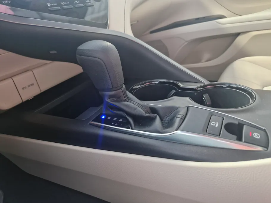 2023 Toyota Camry  LE 