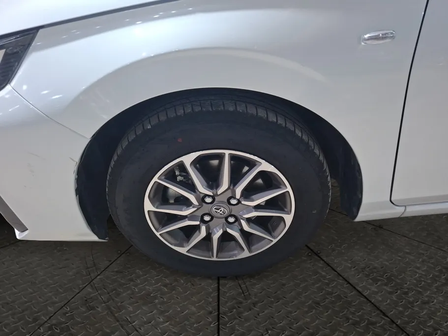 2024 Toyota Yaris  Y 