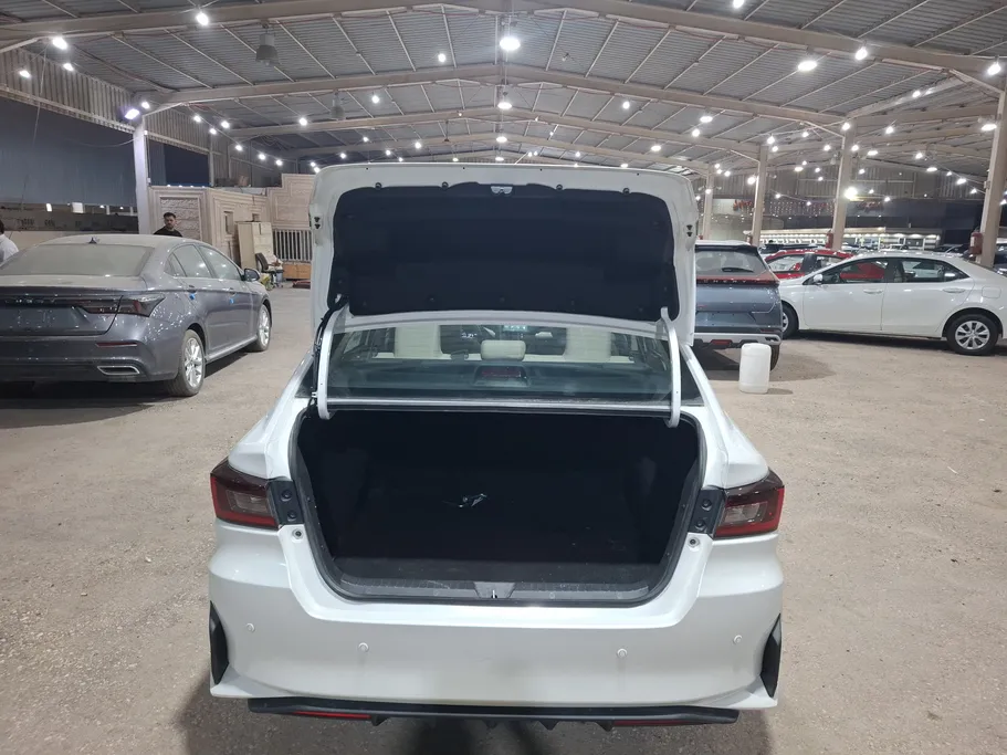 2024 Toyota Yaris  Y 
