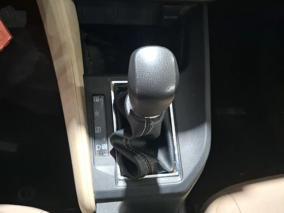 2024 Toyota Yaris  Y 