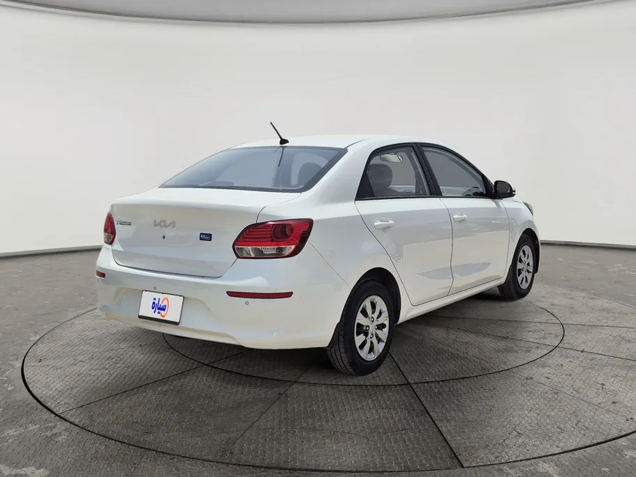2022 Kia Pegas LX 