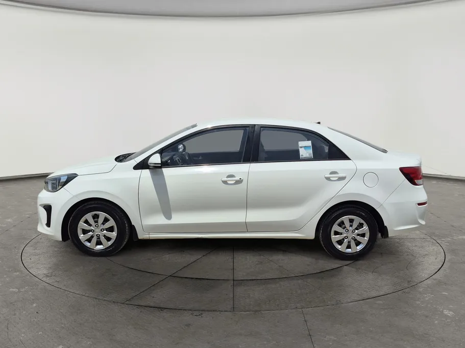 2022 Kia Pegas LX 