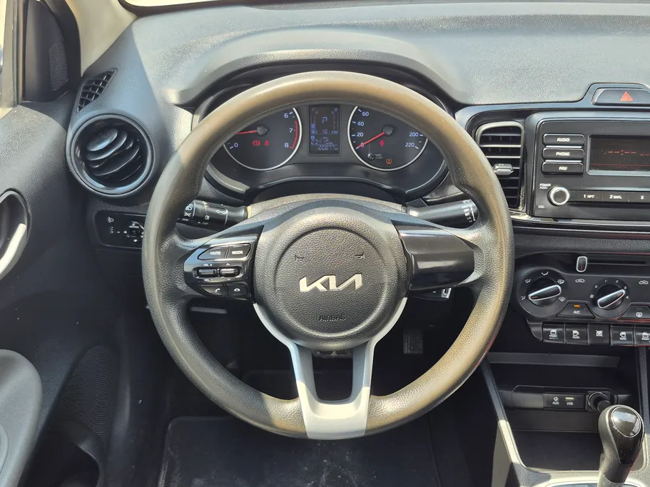 2022 Kia Pegas LX 