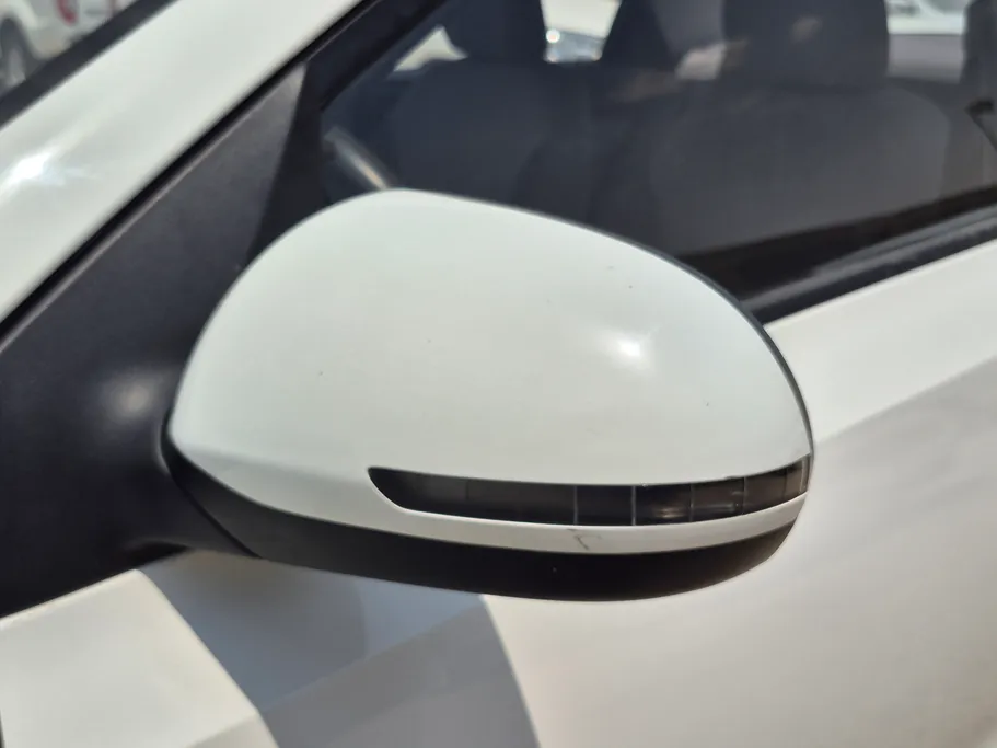 2022 Kia Pegas LX 