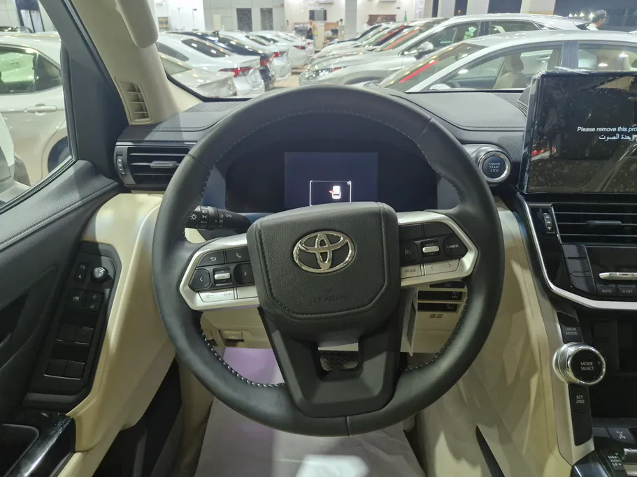 تويوتا لاندكروزر GXR3 DSL 2023 