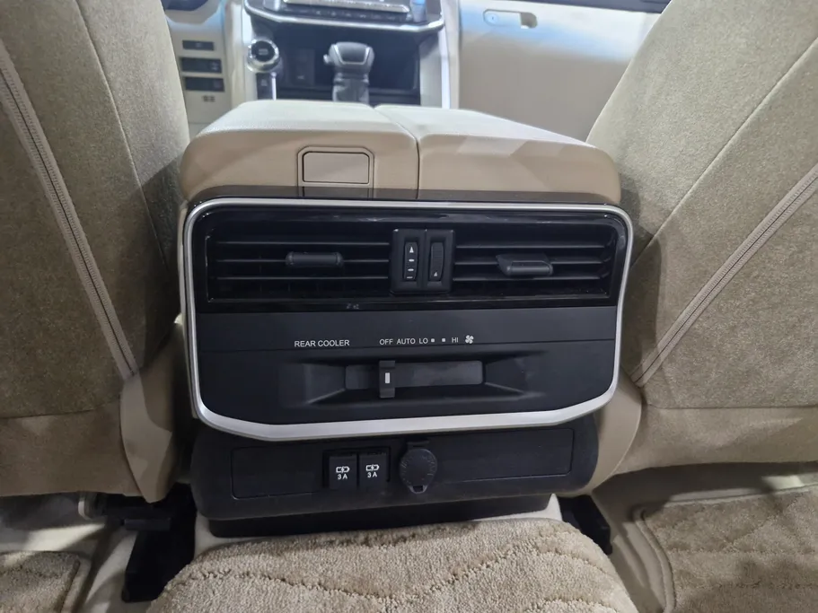 تويوتا لاندكروزر GXR3 DSL 2023 