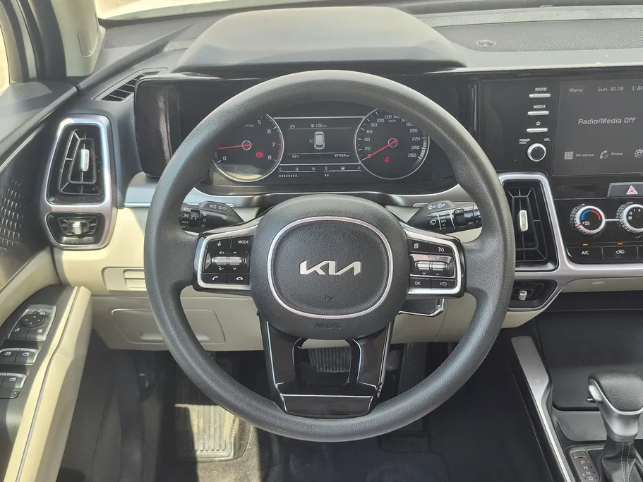 2022 Kia Sorento LX 