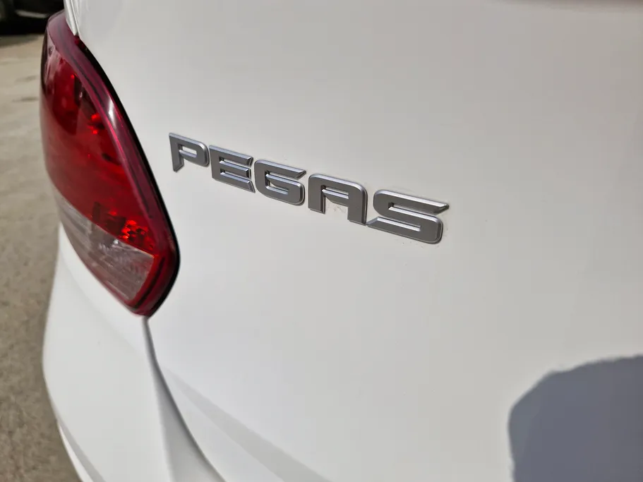 2025 كيا Pegas LX 
