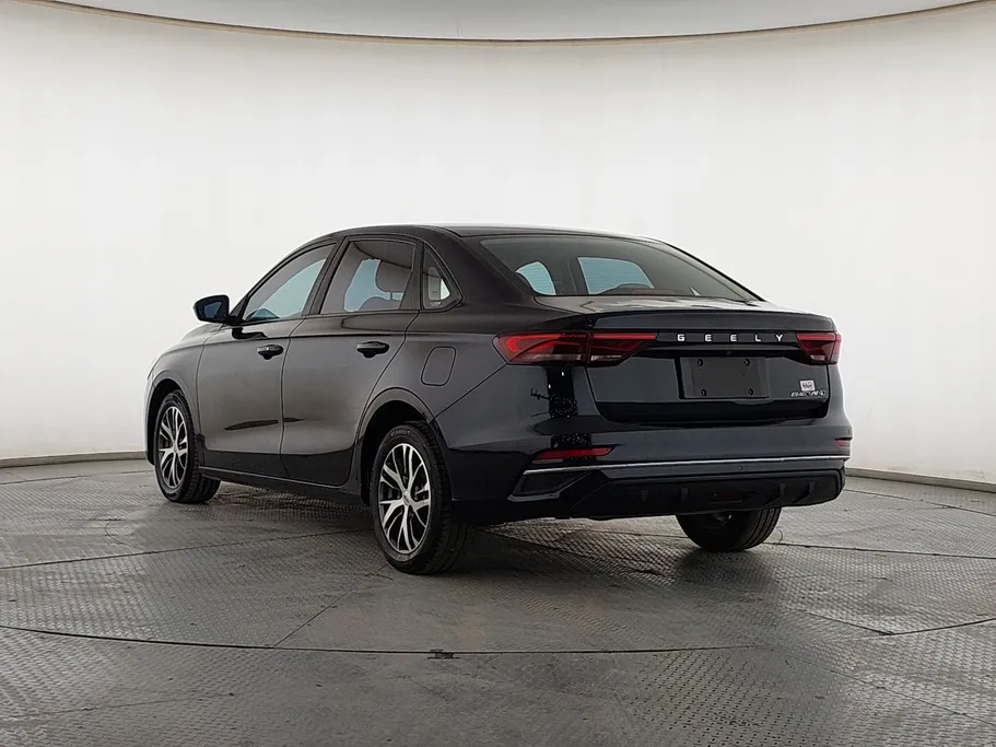جيلي امجراند GS 2024 