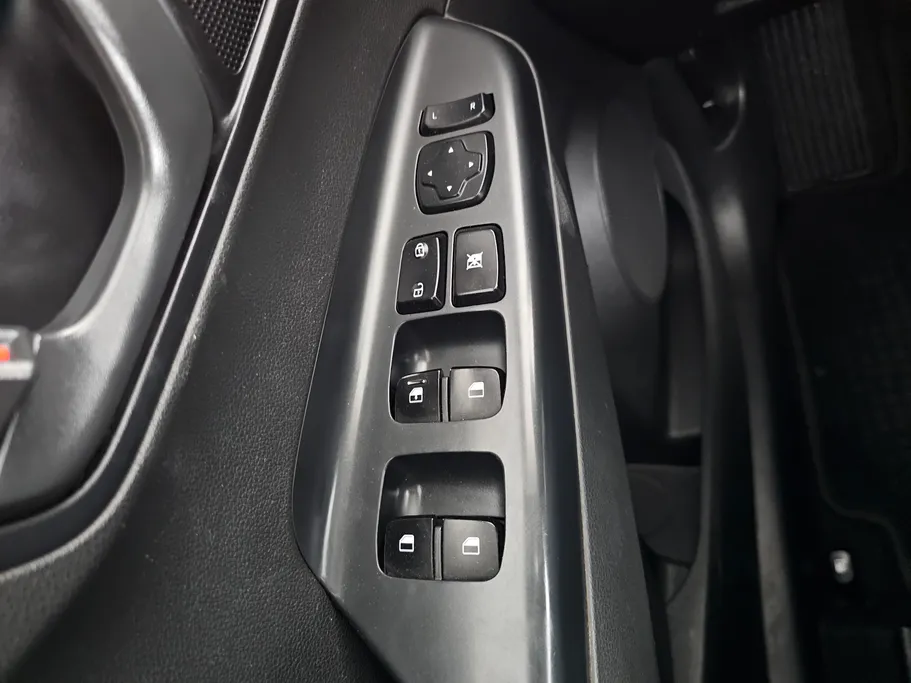 2022 Hyundai Kona SMART 