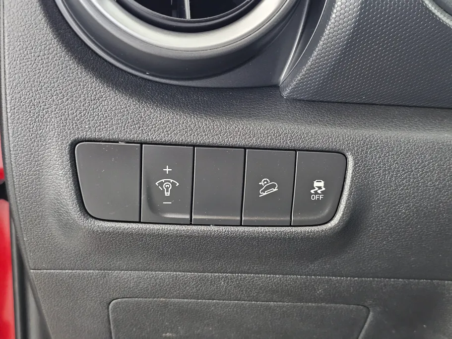 2022 Hyundai Kona SMART 